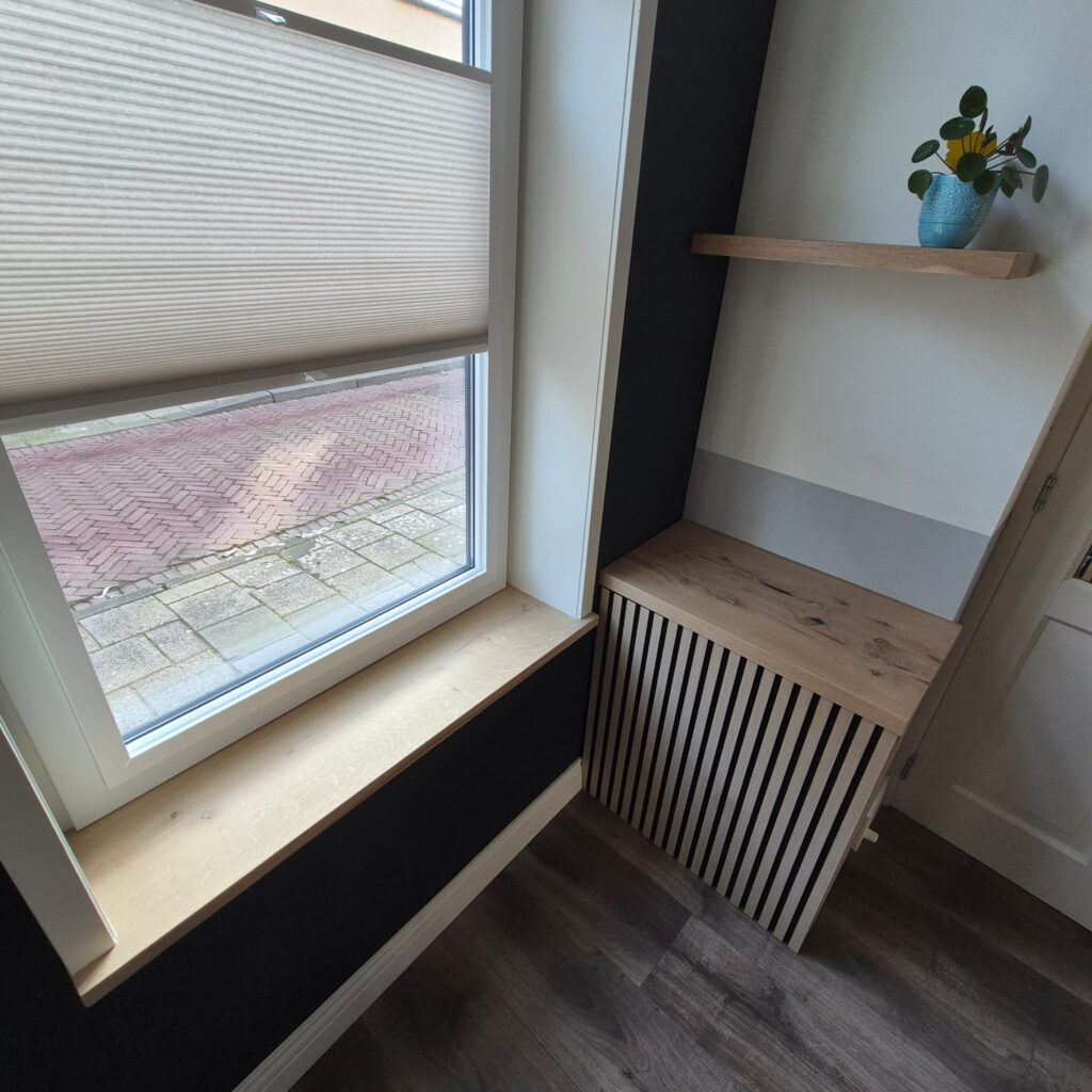 eiken vensterbank en wandplanken op maat